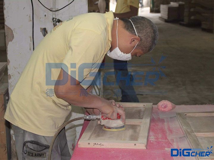 �Ҿ�Ϳ�bǰ��ĥ