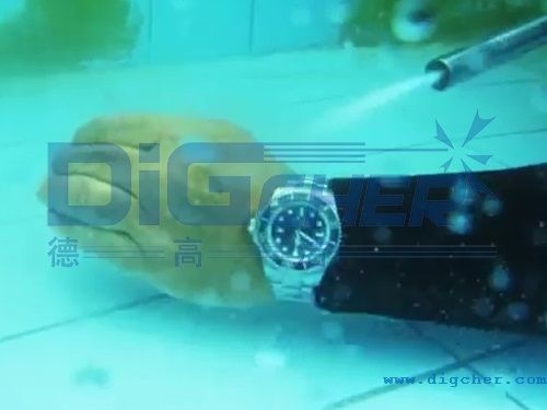 �ջ�������ϴ���g